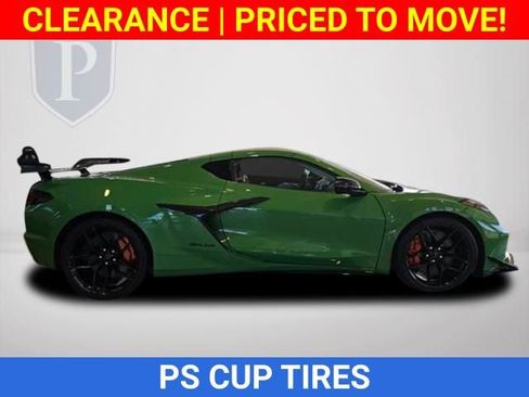 New 2026 Chevrolet Corvette Z06 w/ Z07 Performance Package RWD image 4