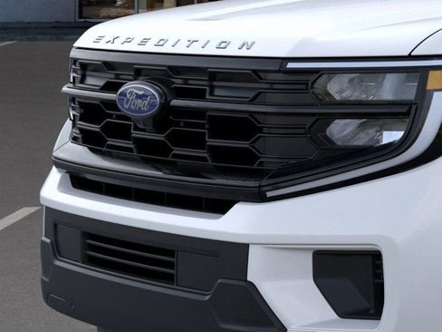 New 2026 Ford Expedition Max Active image 18