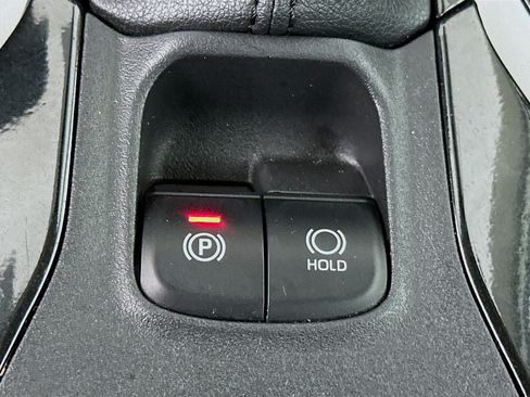 Used 2022 Toyota Corolla LE FWD image 25
