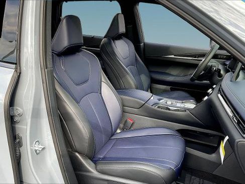Certified 2026 INFINITI QX60 Sport w/ Dark Cargo Package AWD/4WD image 28