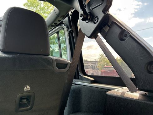 Certified 2022 Jeep Wrangler Unlimited Sport image 39