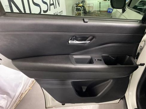 Certified 2022 Nissan Pathfinder SL AWD/4WD image 24