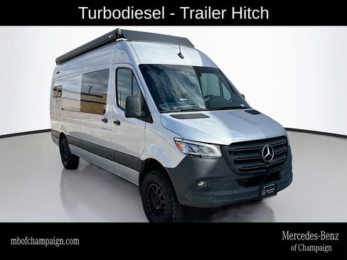 Used 2022 Mercedes-Benz Sprinter 2500 image 1