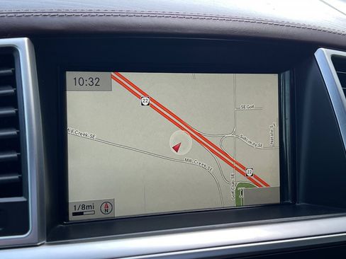 Used 2016 Mercedes-Benz GL 63 AMG 4MATIC image 19