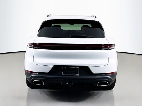 Certified 2026 Porsche Cayenne E-Hybrid AWD/4WD image 10