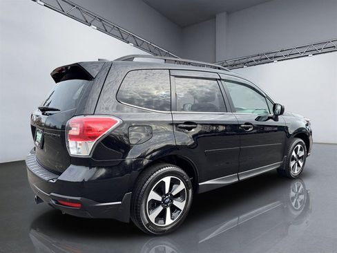 Used 2018 Subaru Forester 2.5i Limited AWD/4WD image 7