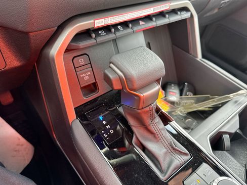 Certified 2025 Toyota Tundra Limited image 21