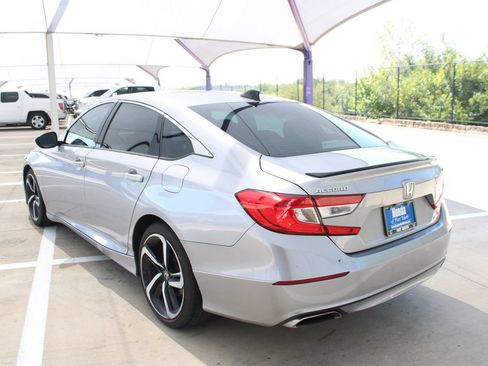 Used 2021 Honda Accord Sport image 3