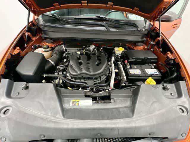 Used 2016 Jeep Cherokee Trailhawk AWD/4WD image 25