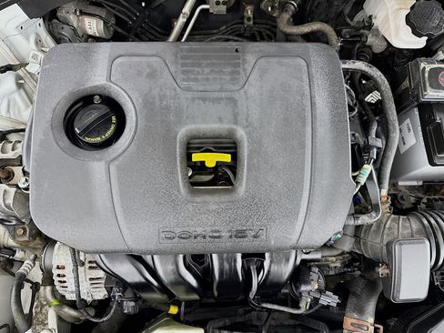 Used 2019 Hyundai Elantra SEL image 37