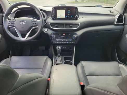 Used 2019 Hyundai Tucson Ultimate w/ Cargo Package FWD image 12