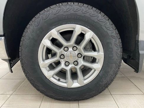 Certified 2023 Chevrolet Silverado 1500 LT image 7