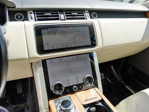 Used 2019 Land Rover Range Rover Supercharged AWD/4WD image 22