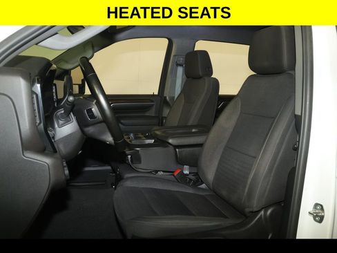 Used 2024 Chevrolet Silverado 2500 LT image 3