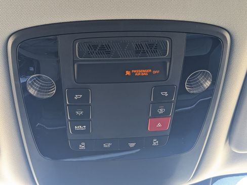 New 2026 Kia Carnival EX image 37