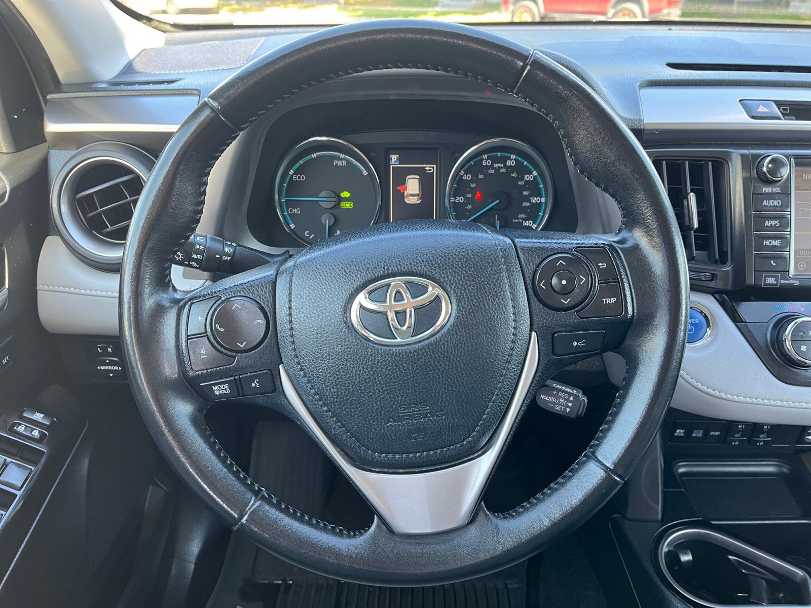 Used 2018 Toyota RAV4 Limited w/ Advanced Technology Package AWD/4WD image 9