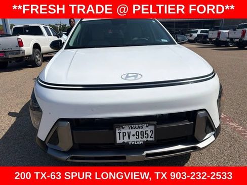 Used 2026 Hyundai Kona SEL Premium FWD image 2