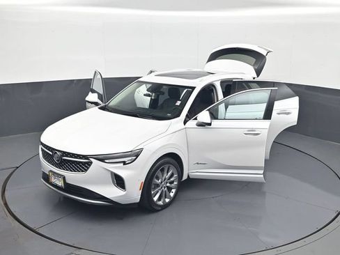 Used 2023 Buick Envision Avenir AWD/4WD image 30