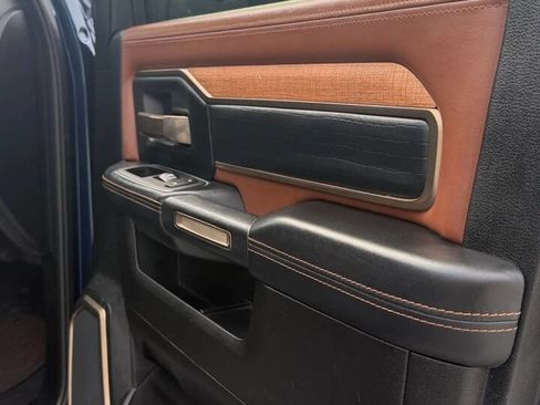 Used 2023 RAM 3500 Limited image 27