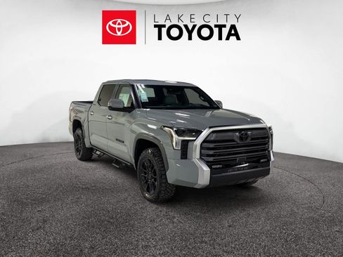 New 2026 Toyota Tundra Limited AWD/4WD image 9