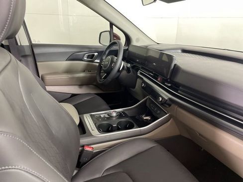 New 2026 Kia Carnival LXS image 14