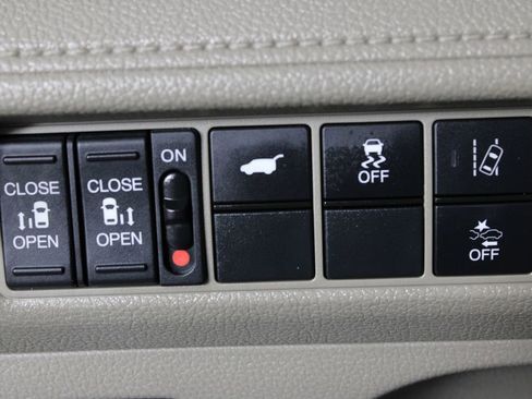 Used 2018 Honda Odyssey EX-L image 18