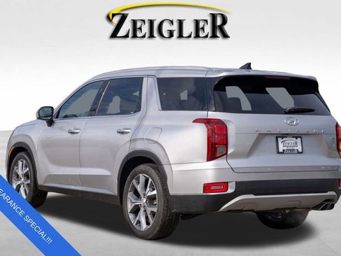 Used 2022 Hyundai Palisade SEL w/ 8P Bench Seat Package image 5