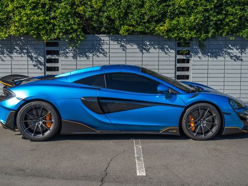 Used 2020 McLaren 600LT Spider image 20