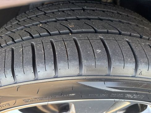 Used 2021 Genesis GV80 2.5T w/ Prestige Package 04 image 10