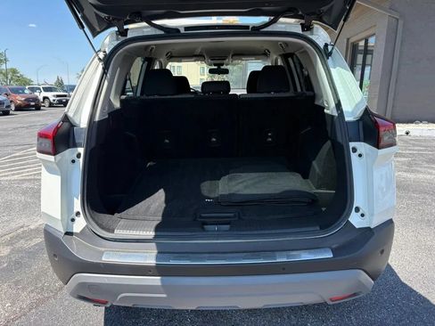 Used 2023 Nissan Rogue SV AWD/4WD image 9