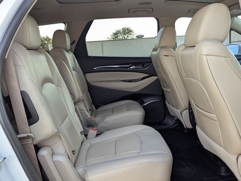 Used 2020 Buick Enclave Essence w/ Sport Touring Edition image 24