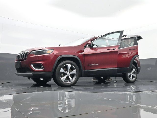 Used 2019 Jeep Cherokee Limited AWD/4WD image 35