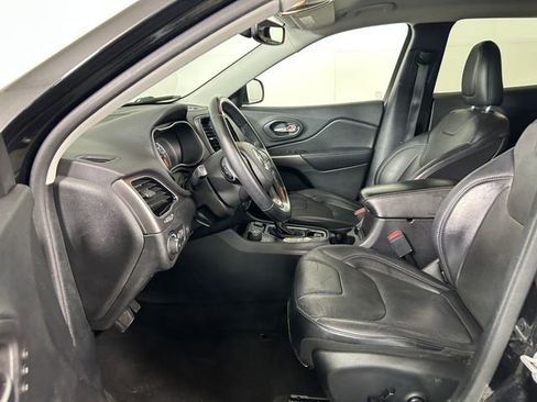 Used 2020 Jeep Cherokee Limited AWD/4WD image 12