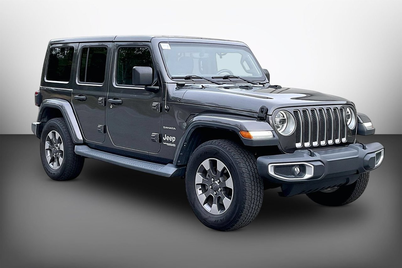Certified 2018 Jeep Wrangler Unlimited Sahara w/ Dual Top Group AWD/4WD image 1