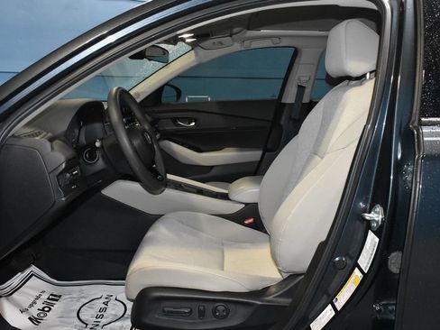 Used 2024 Honda Accord EX image 6