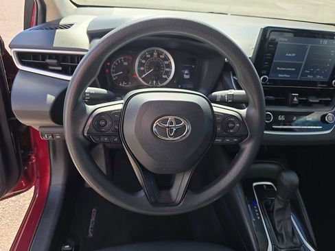 Used 2022 Toyota Corolla LE w/ LE Convenience Package image 10