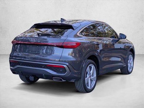 New 2025 Audi Q5 Premium Plus image 2