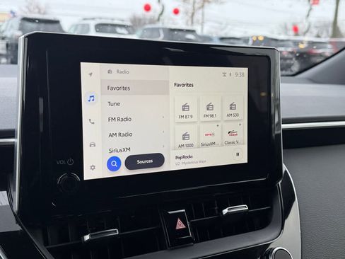 Certified 2023 Toyota Corolla SE image 4