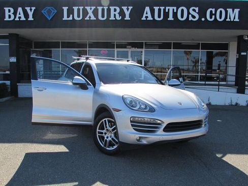 Used 2012 Porsche Cayenne AWD/4WD image 28