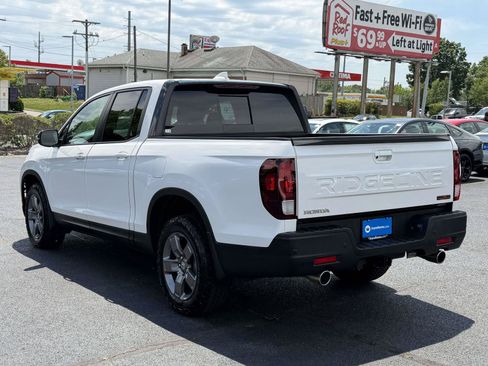 Certified 2025 Honda Ridgeline TrailSport image 3