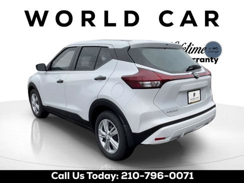 Certified 2025 Nissan Kicks Play S FWD image 5