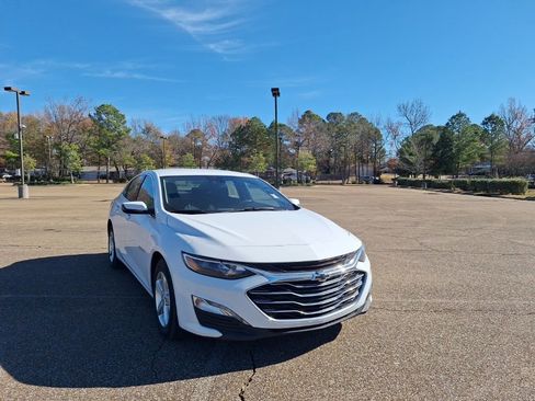 Certified 2024 Chevrolet Malibu LT image 4