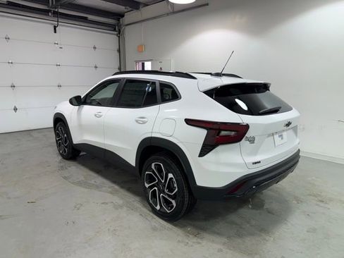 New 2026 Chevrolet Trax RS image 5