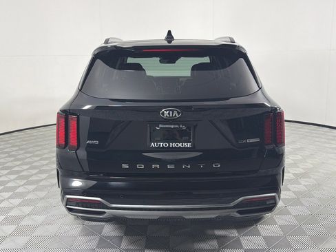 Used 2021 Kia Sorento EX w/ Panoramic Sunroof Package AWD/4WD image 6