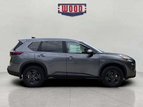 New 2026 Nissan Rogue SV w/ Cold Weather Package AWD/4WD image 2