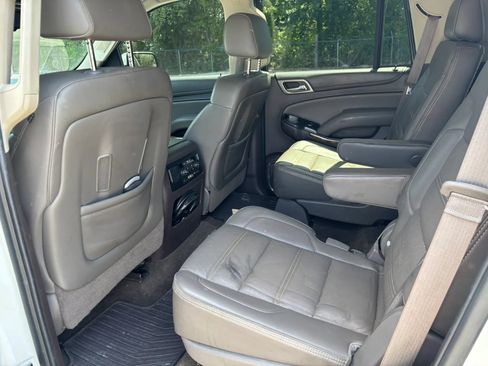 Used 2016 GMC Yukon Denali w/ Open Road Package RWD image 12