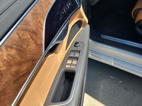 Used 2025 Audi A8 L 3.0T image 11