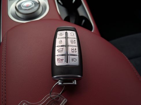 Certified 2022 Genesis GV70 3.5T Sport w/ Sport Prestige Package image 34