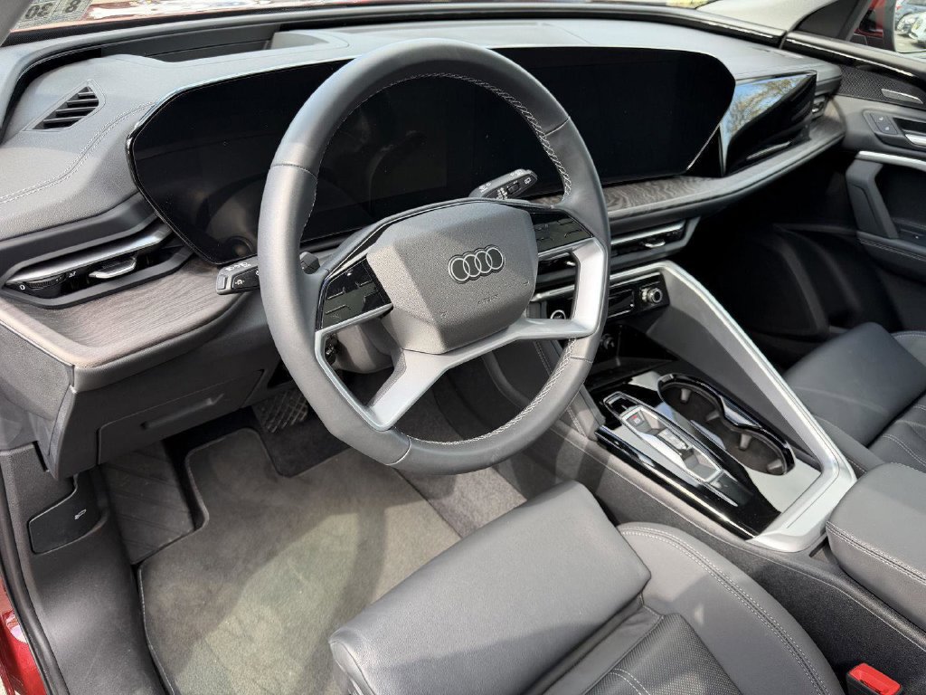Certified 2025 Audi Q5 Premium w/ Premium Plus AWD/4WD image 17