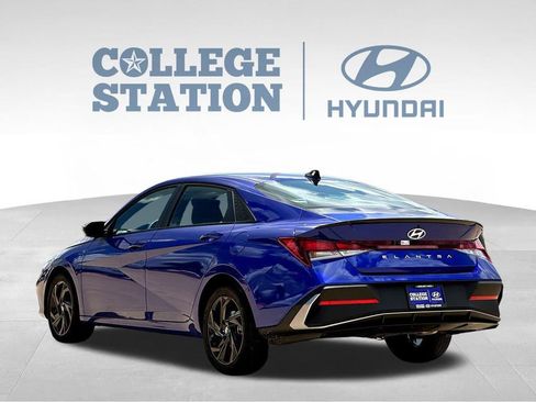 Used 2026 Hyundai Elantra Sport w/ Cargo Package FWD image 8